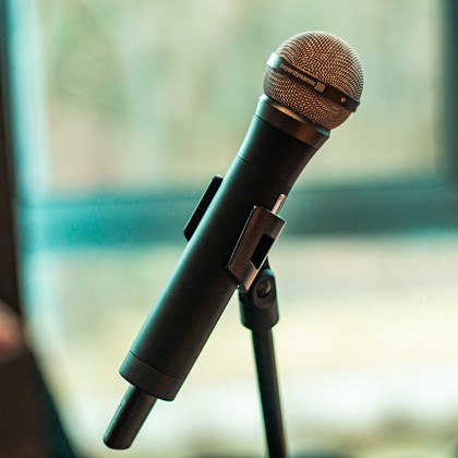 microphone 5640341_1280